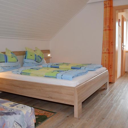 Gaestehaus Bachmann Hermagor-Pressegger See Ruang foto